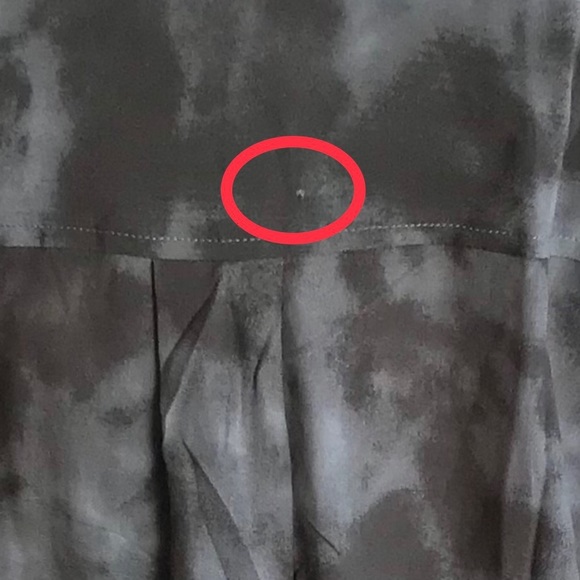 NWT Rails Hillary Tie Dye Long Sleeve Surplice Crossover Blouse Slate Gray Sze M - Picture 16 of 16